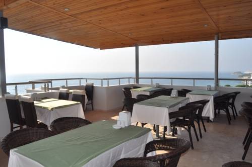 Letovanje Turska autobusom, Kusadasi, Hotel Blue Sea,restoran na krovu